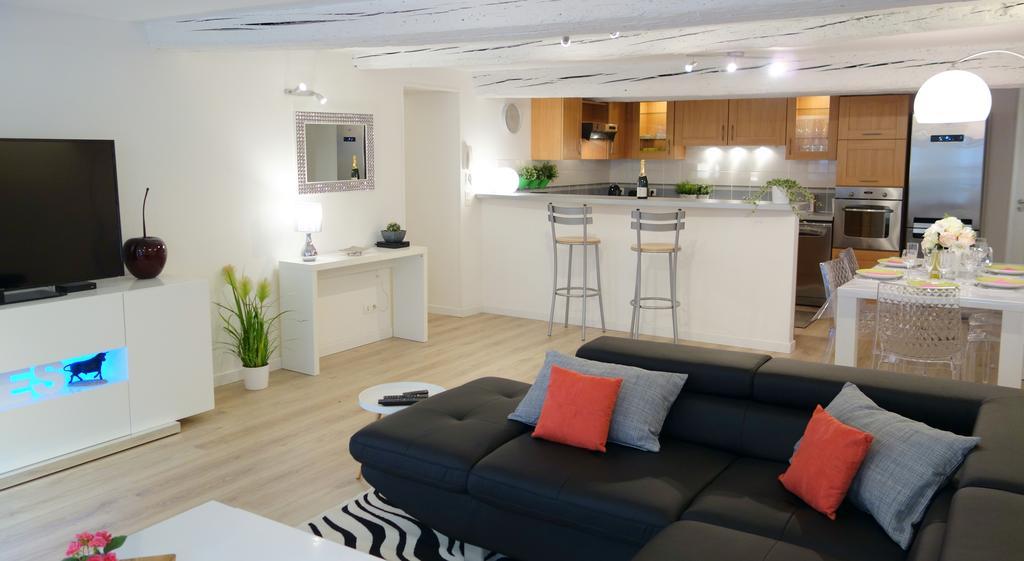 شقة Arles' Haven - Le Loft Du Centre الغرفة الصورة