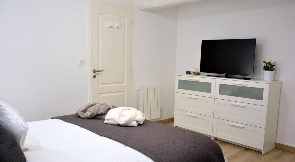شقة Arles' Haven - Le Loft Du Centre الغرفة الصورة